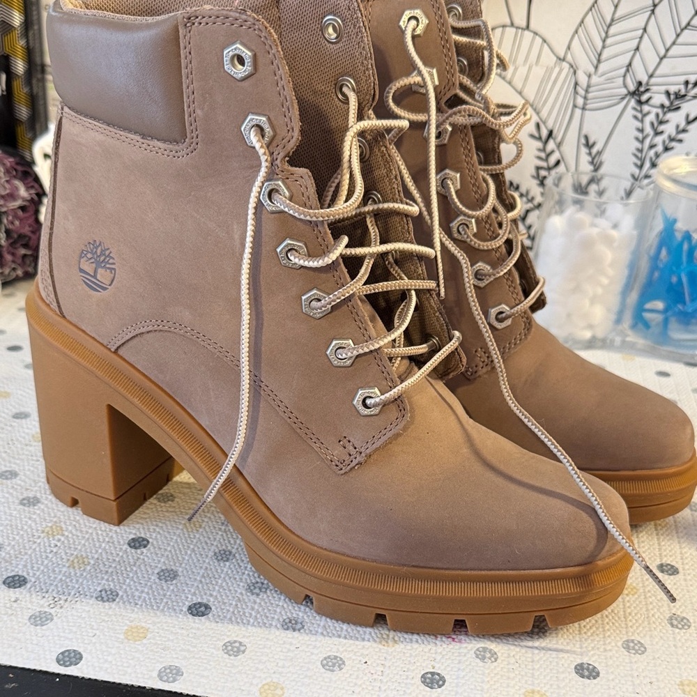 Timberland Women's Brown Heeled Boots